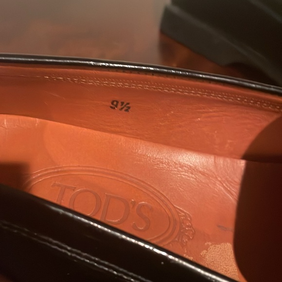 Tod’s Gommini Patent Leather Loafers 9.5 - Picture 5 of 5